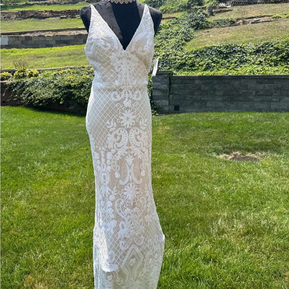 BETSY & ADAM  SEQUINED Dress